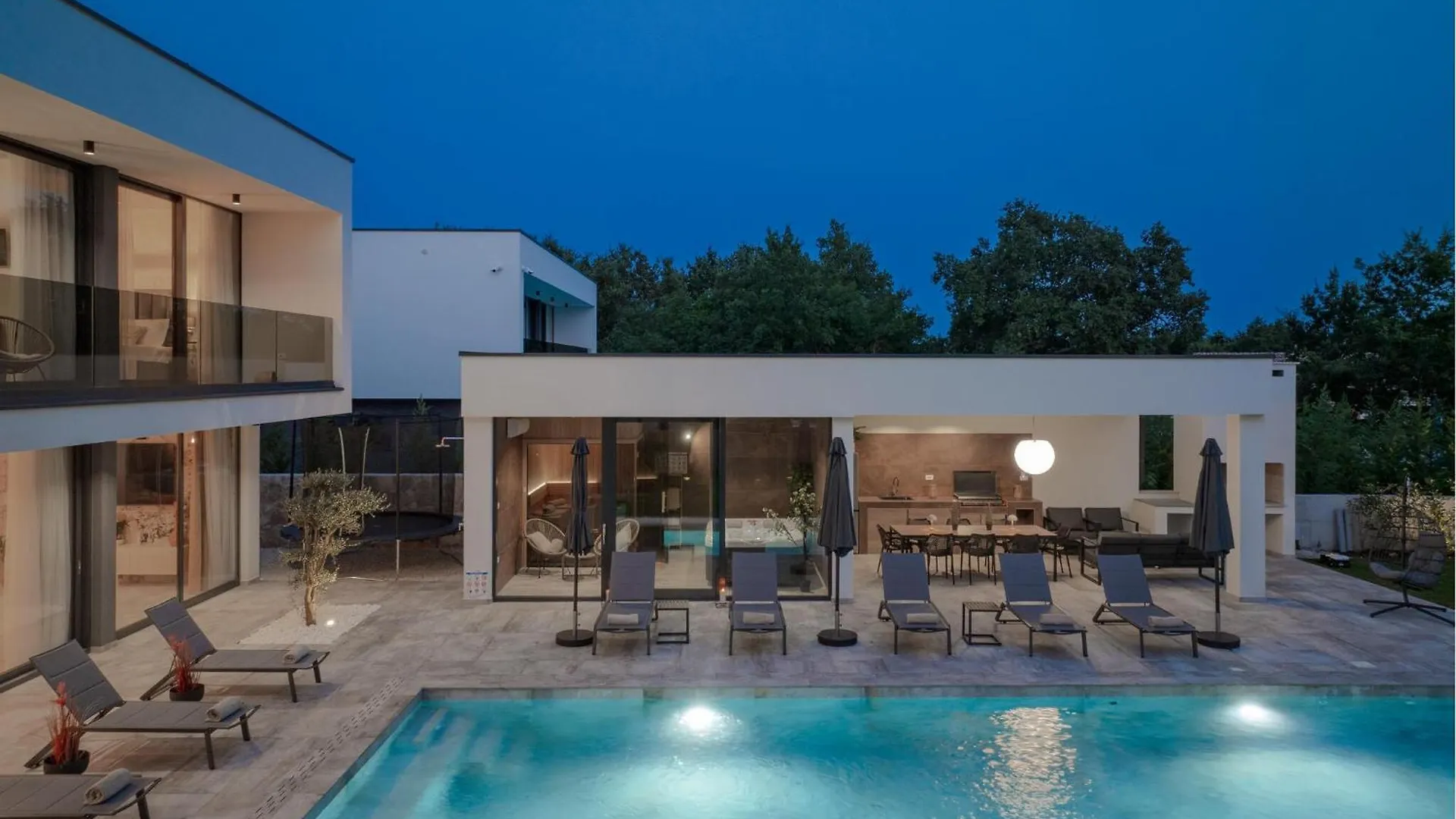 بيت للعطل Awesome Home In Modrusani With Sauna